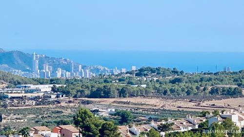 14_view_from_rooftop_towards_benidorm_1
